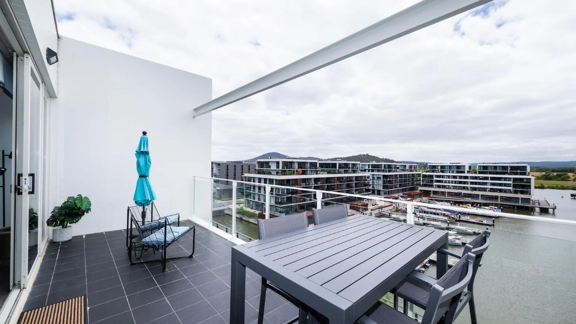 Dockside 18 Apartment Kingston Australia